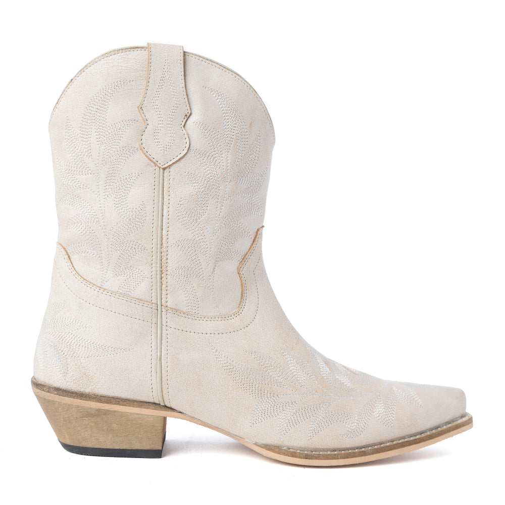 Desert Pearl Ankle Boots in Cream - Myra USA