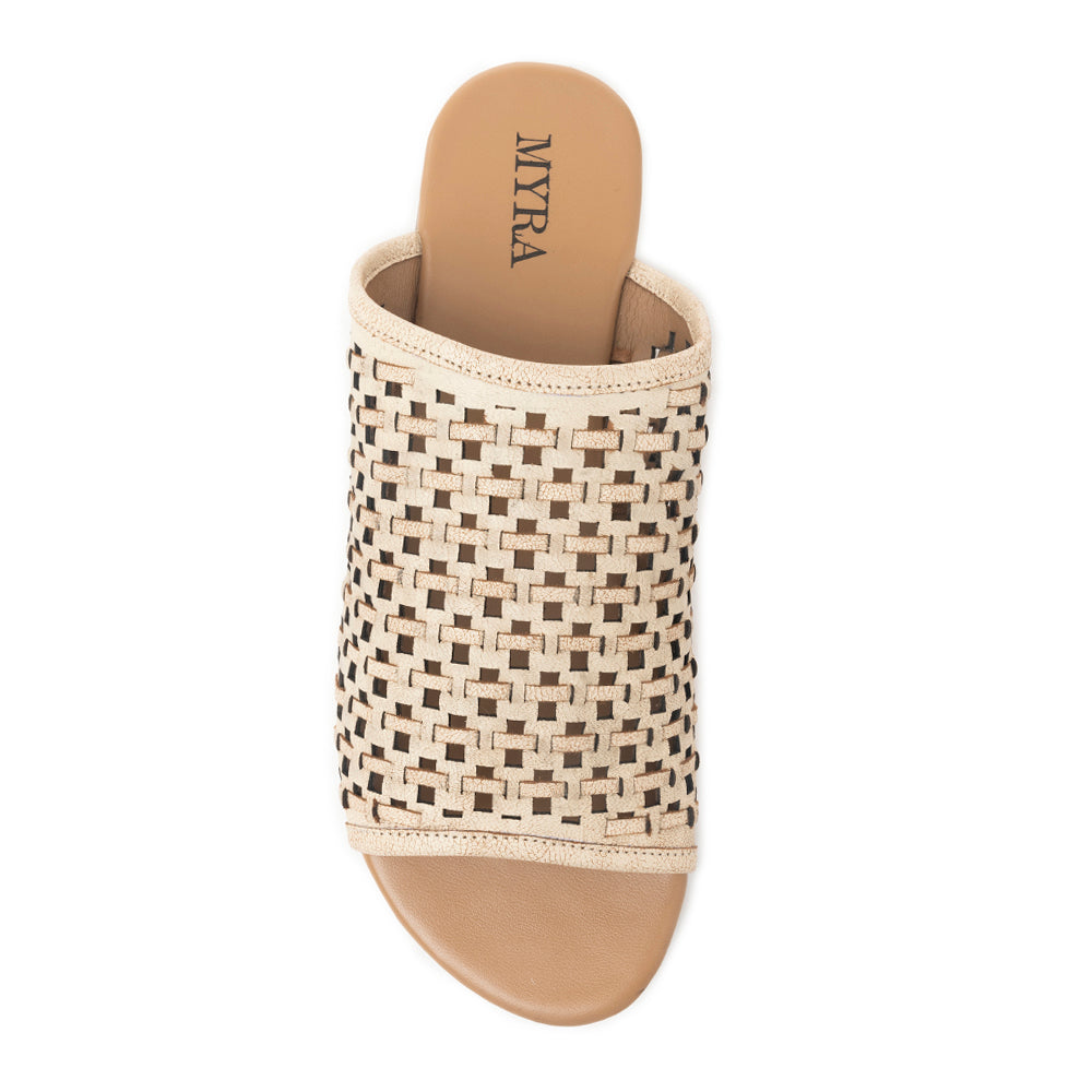 Dawnlace Desert Curve Sandals in Beige - Myra USA