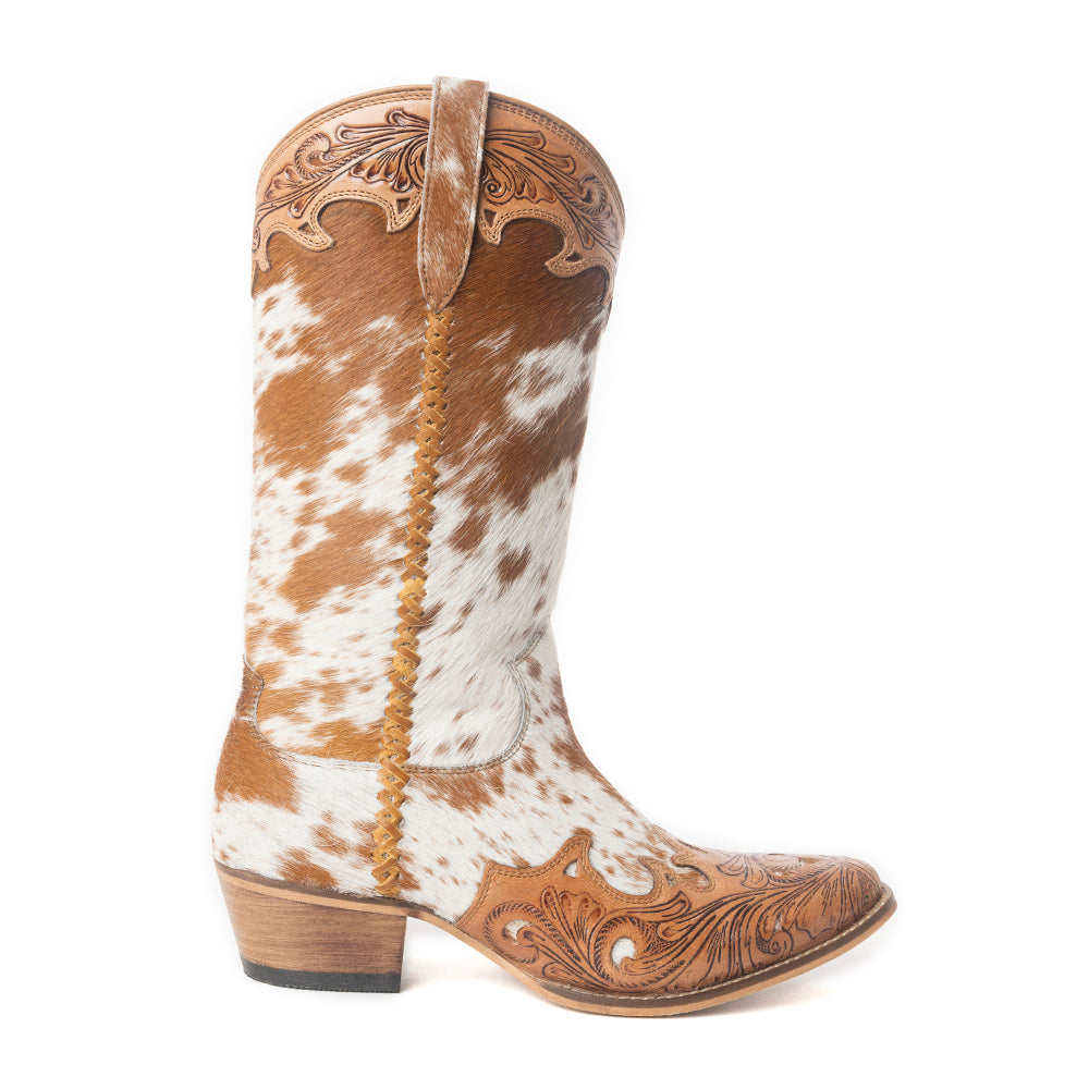 Dakota Dust Handtooled Boots in Tan & White - Myra USA