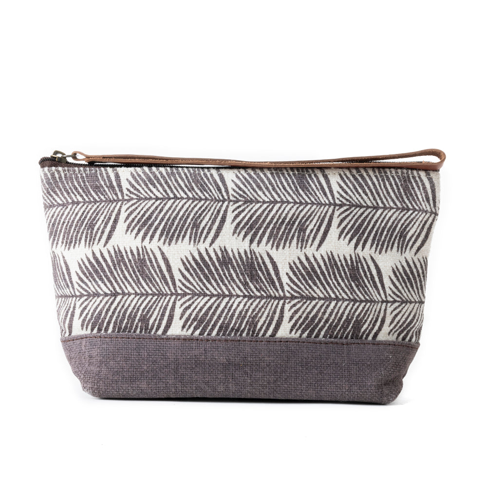 Wanderleaf Pouch in Earthern Grey - Myra USA
