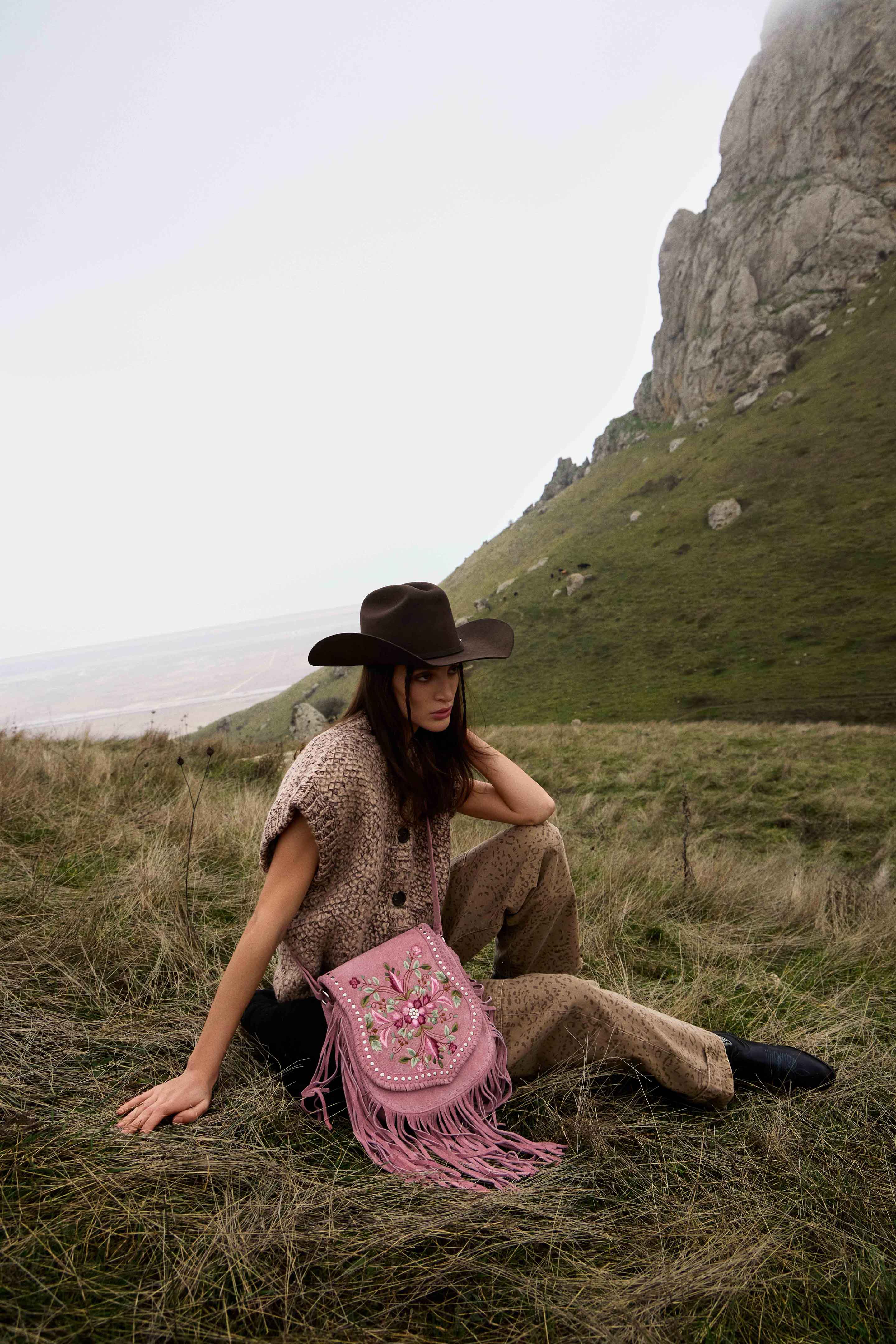 Myra Mojave Meadow Leather Bag in Old Rose