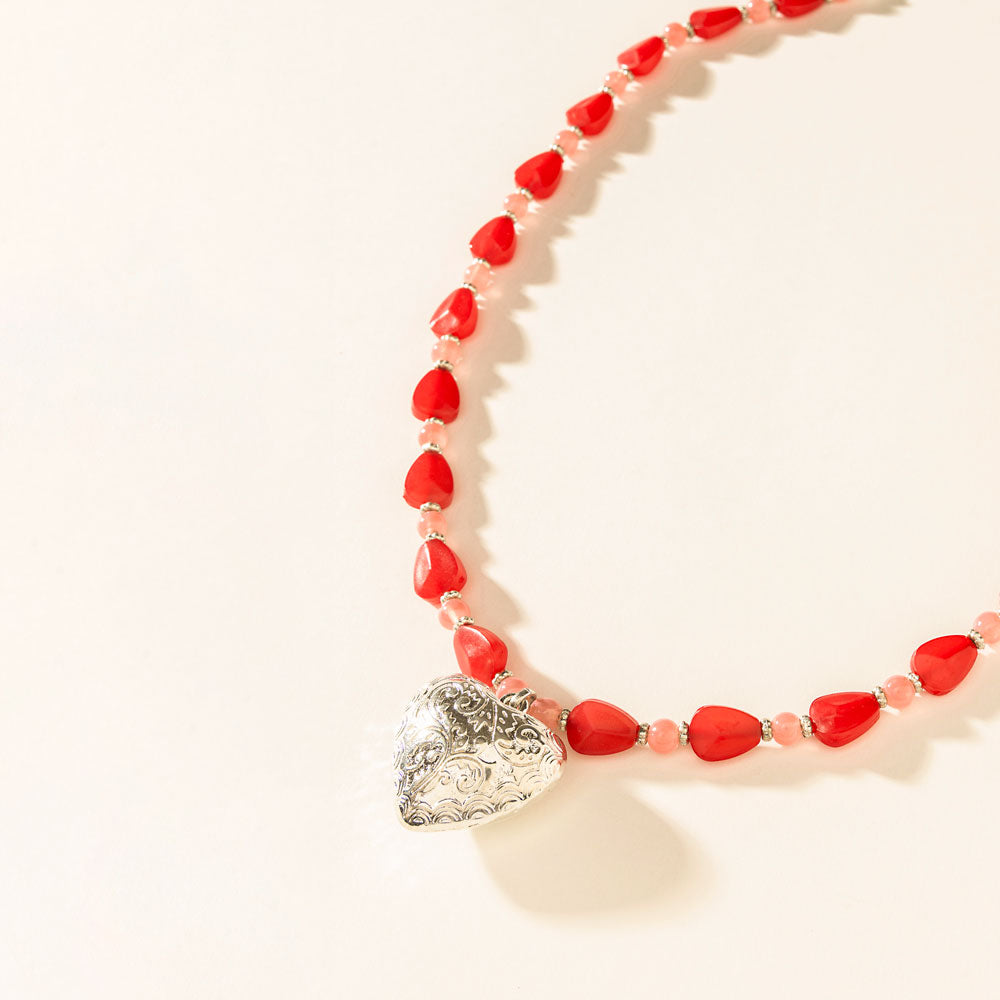 Rosita Trail Heart Necklace in Crimson Red - Myra USA