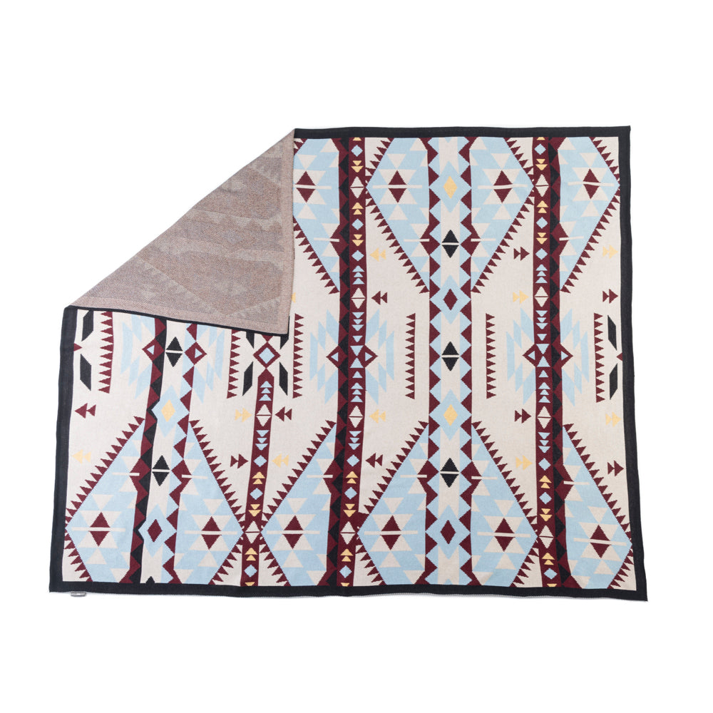 Myra Santa Fe Sky Trails Cotton Throw in Cloud Blue - Myra USA