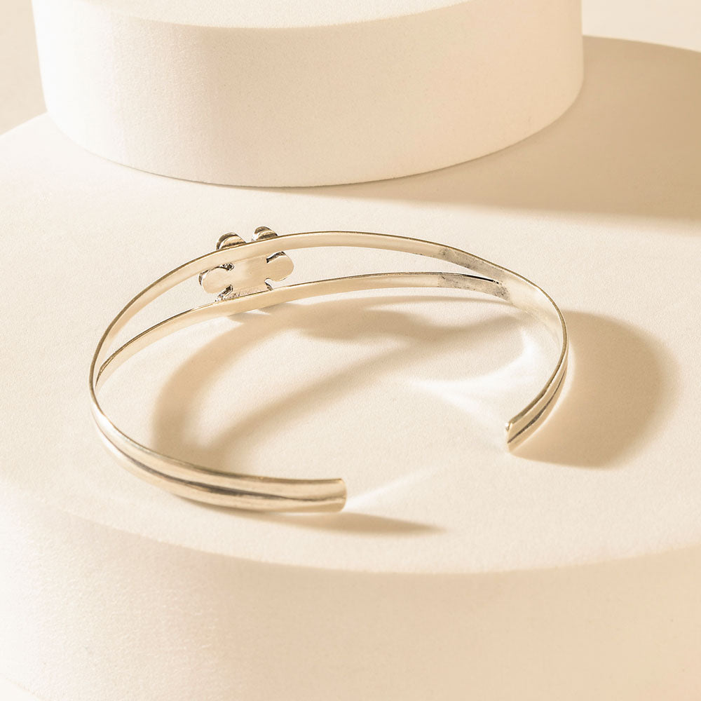 Bloomtrail Cuff in Morning Silver - Myra USA