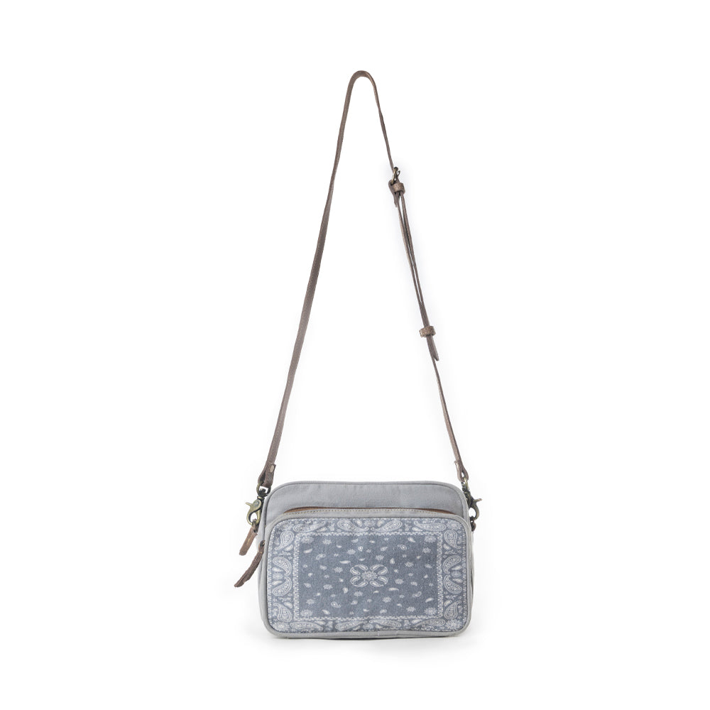 Myra Paisley Plains Pouch in Smoky Ash - Myra USA