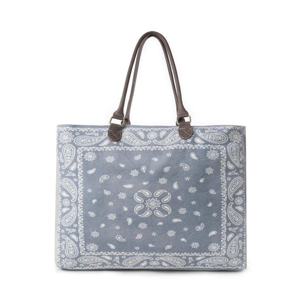Myra Paisley Plains Weekender Bag in Cowboy Blue - Myra USA