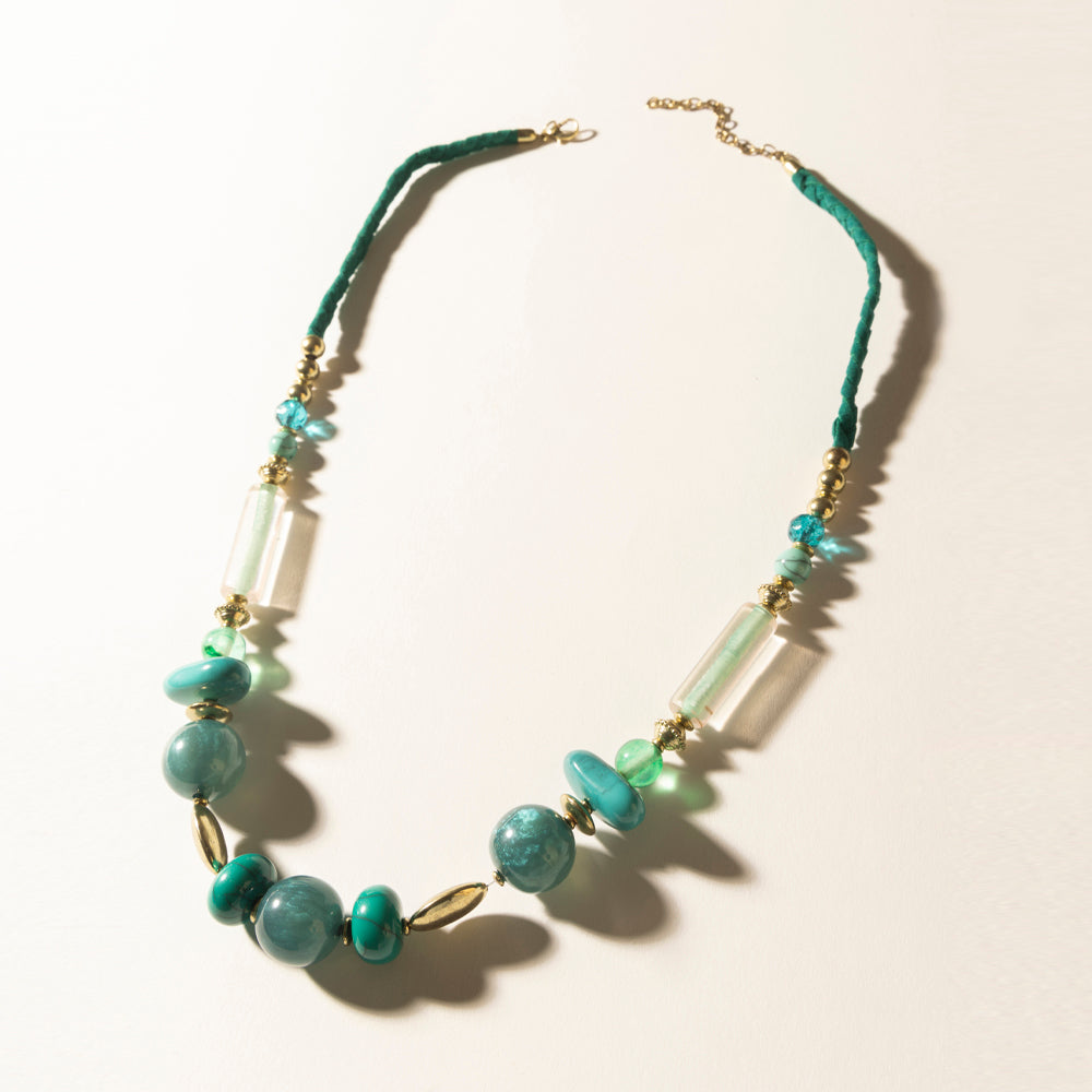 Myra Lagoon Mist Necklace in Spring Aqua - Myra USA
