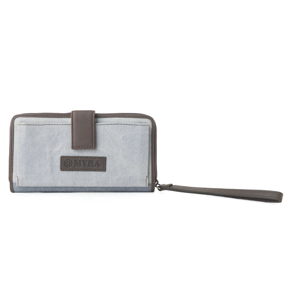 Myra Revellion Rodeo Wallet in Desert Sky - Myra USA