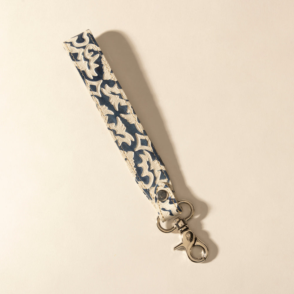 Myra Mojave Day Leather Keyfob in Dark Ivory - Myra USA