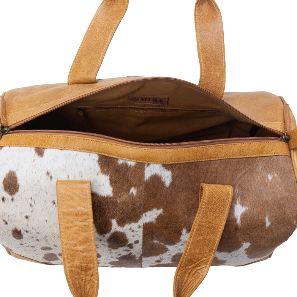 Myra Cattle Drive Men's Hairon Leather Traveller Bag in Bridle Ivory - Myra USA