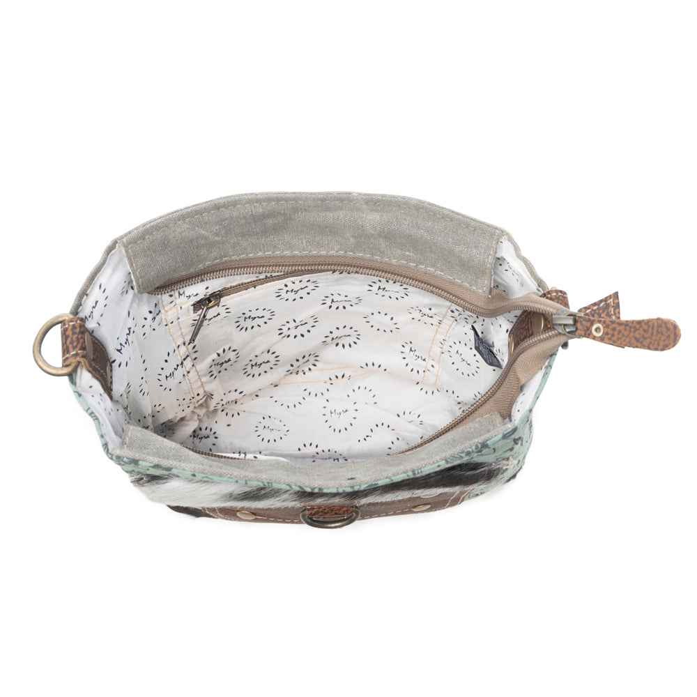Eau De Nil Shoulder Bag