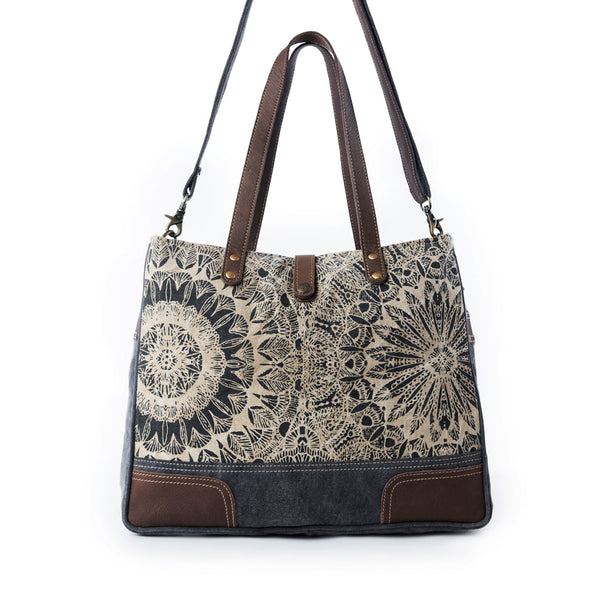 Myra Willow Mesa Messenger in Radial Sand - Myra USA