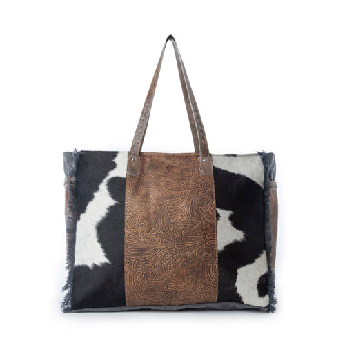 Myra Canyon Ridge Weekender Bag in Rustic Tan - Myra USA