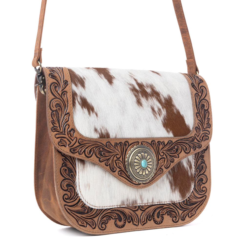 Myra Yellowstone Frontier Ridge Handtooled Bag in Oat Mocha - Myra USA