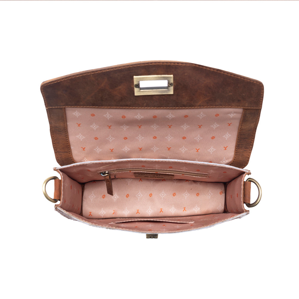 Myra Yellowstone Russet Valley Handtooled Bag in Warm Chestnut - Myra USA