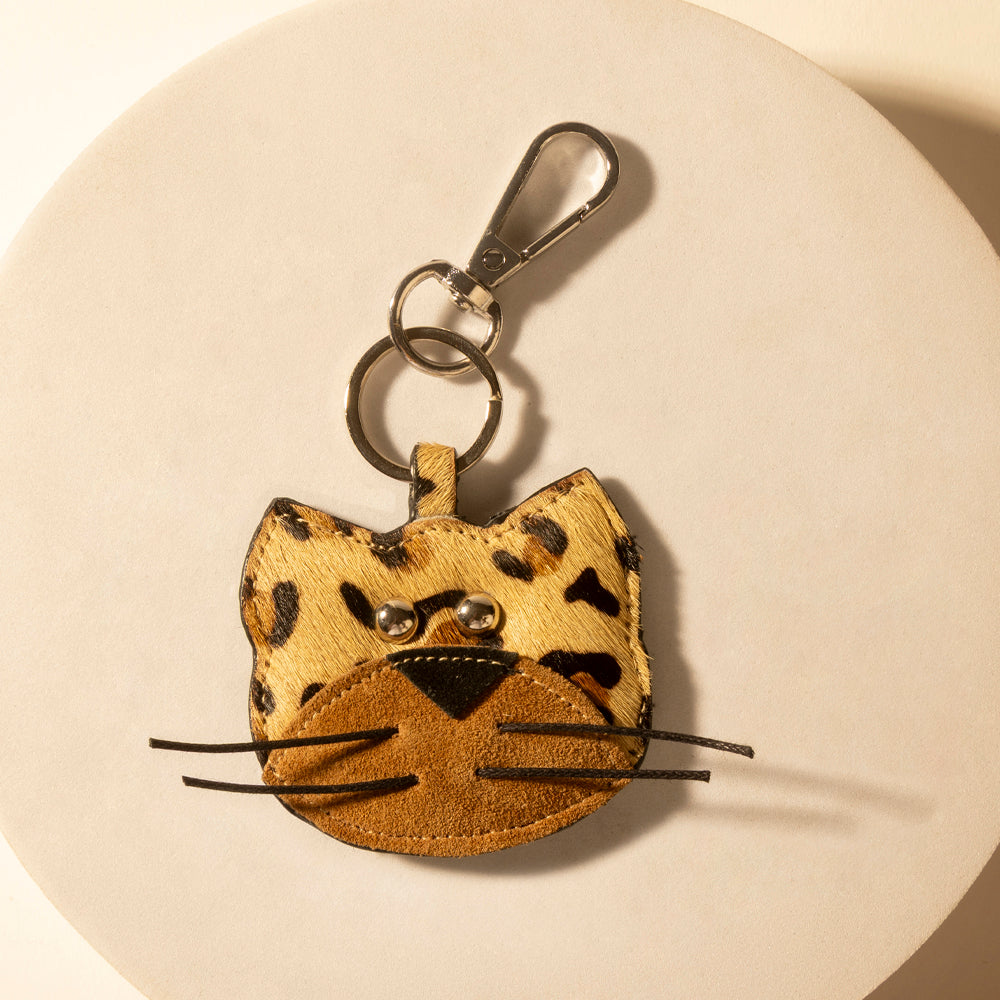 Myra Calico Ridge Cat Keychain in Desert Hide Mix - Myra USA