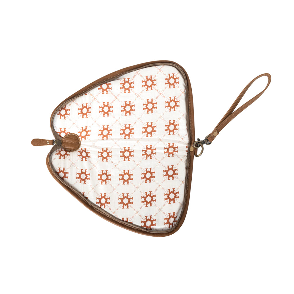 Myra Cinder Oak Handtooled Hairon Leather Gun Case in Sunlit Sand - Myra USA