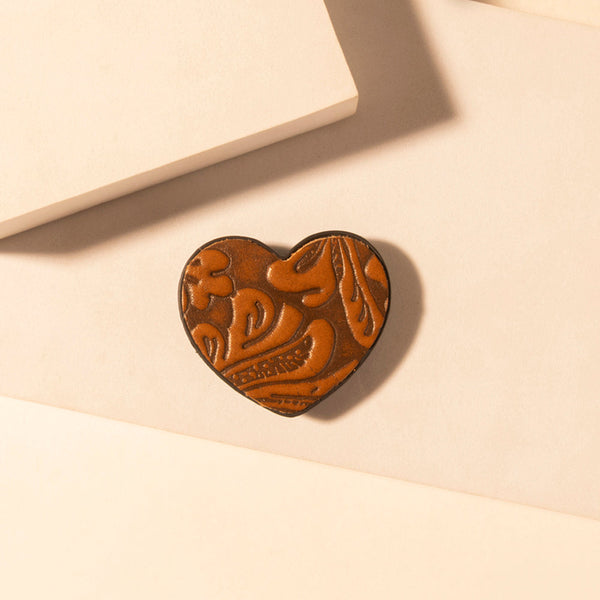 Cowgirl Heart Phone Socket for Women in brown with handtooled detail for everyday use - Myra USA
