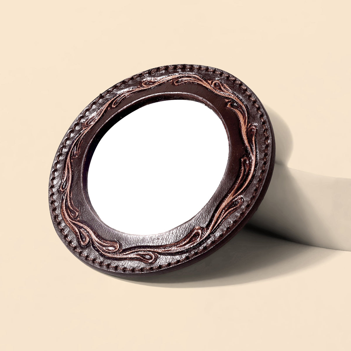 Myra Cinder Vale Mirror Case for Women in brown with hand tooled cactus - Myra USA