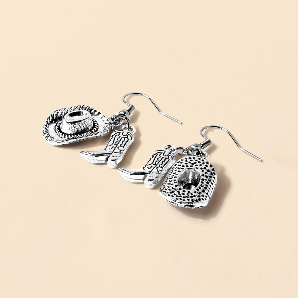 Myra High Rider Earrings in Iron Gray - Myra USA
