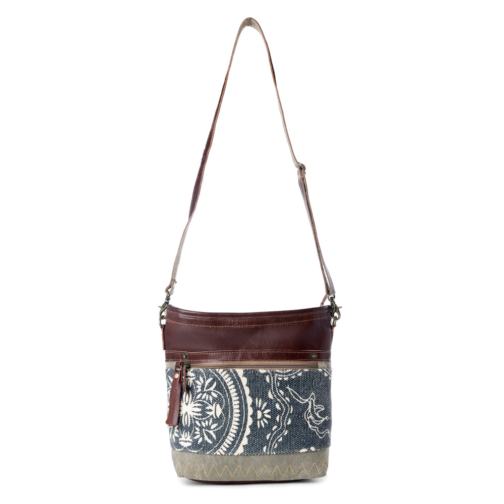 Myra Vogue Shoulder Bag for Women with upcycled canvas and genuine leather with zigzag woven accents - Myra USA