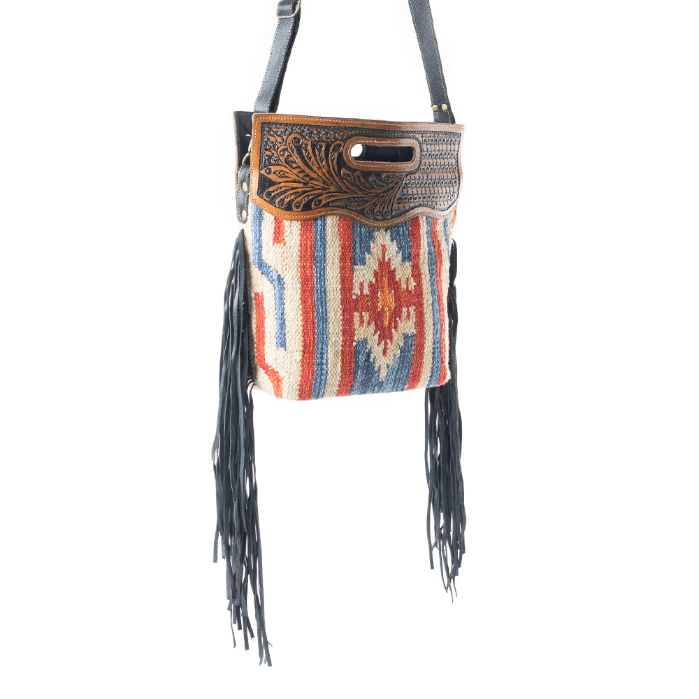 IMPACTFUL HAND TOOLED BAG - Myra USA