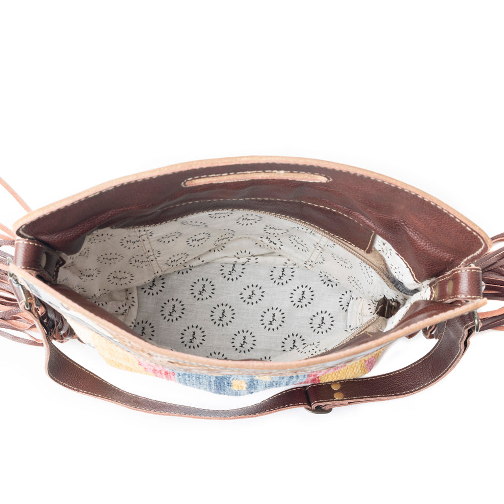 BLUE STREAM HAND TOOLED BAG - Myra USA