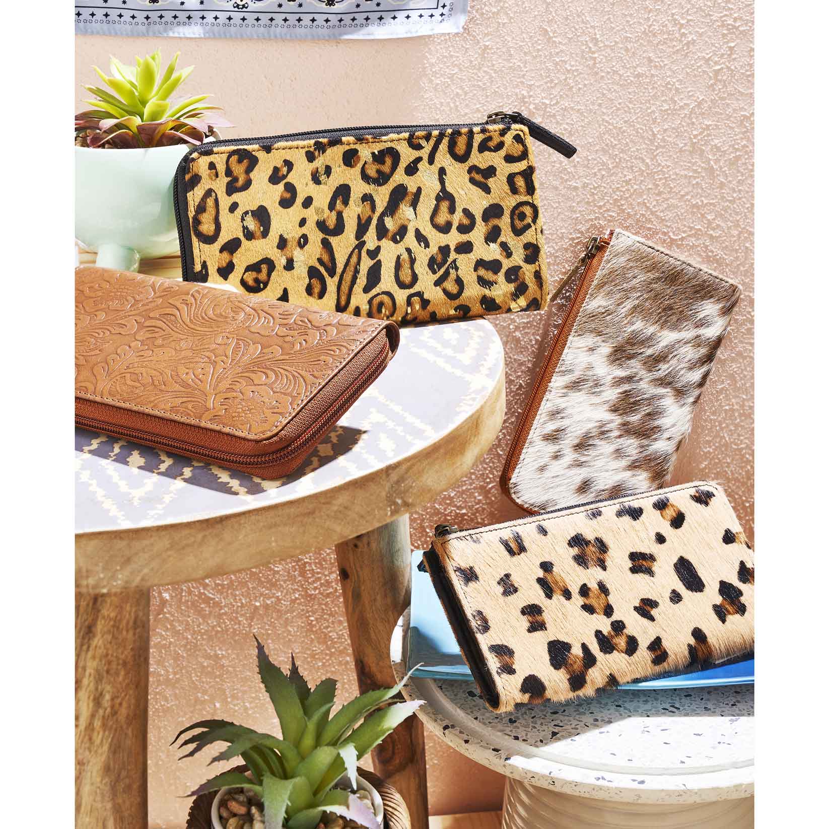 Bumpy Wallet - MyraUSA