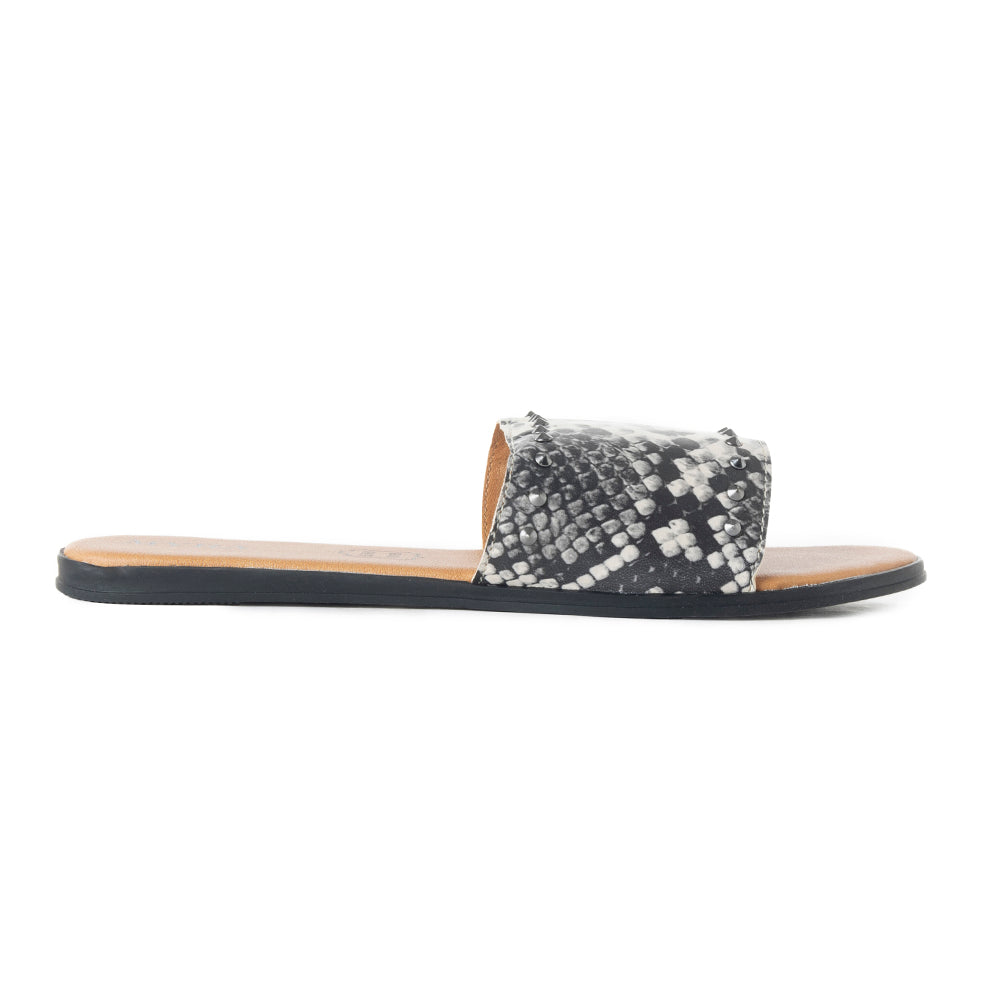 Scintillation Flats - MyraUSA