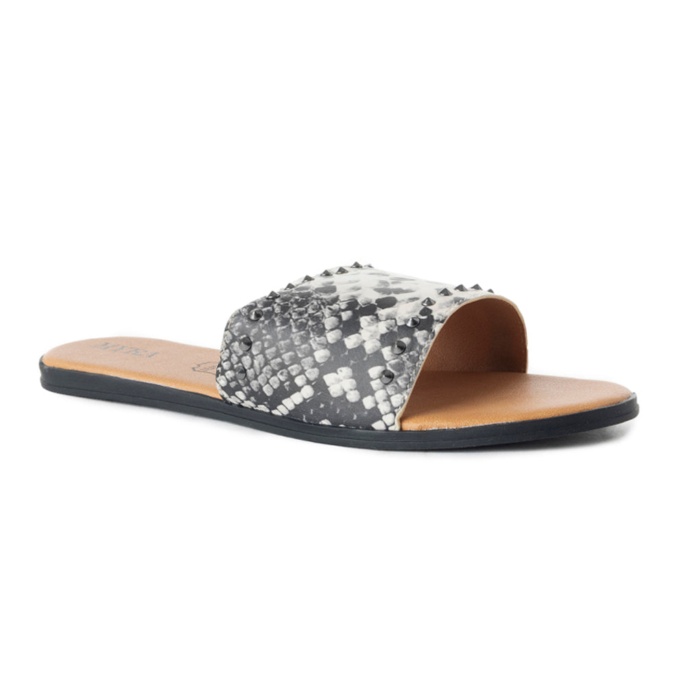 Scintillation Flats - MyraUSA