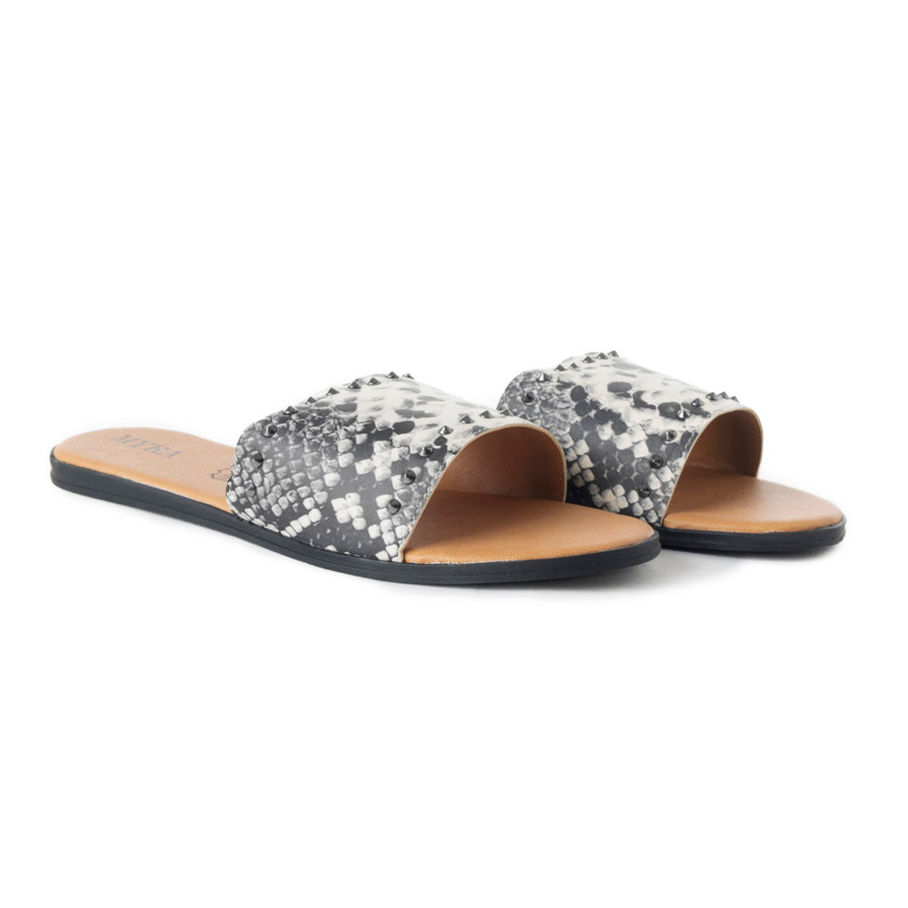 Scintillation Flats - MyraUSA