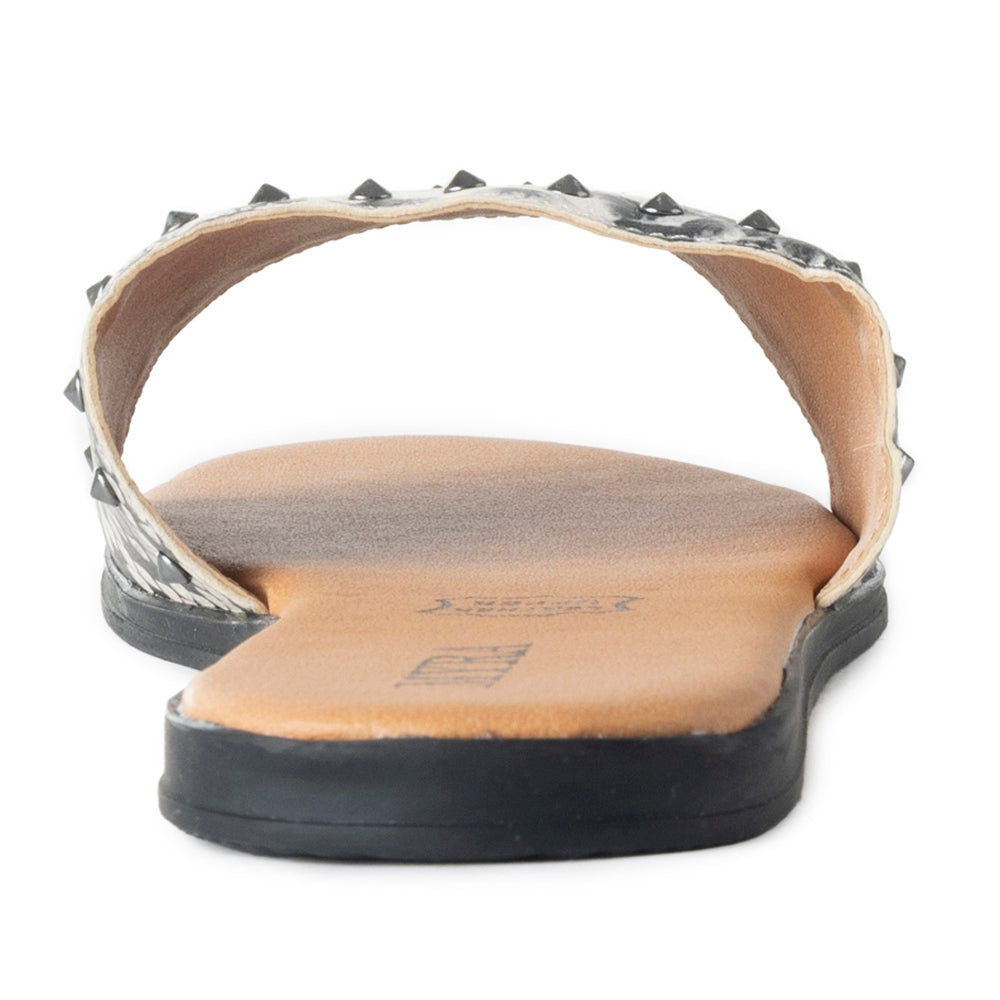 Scintillation Flats - MyraUSA