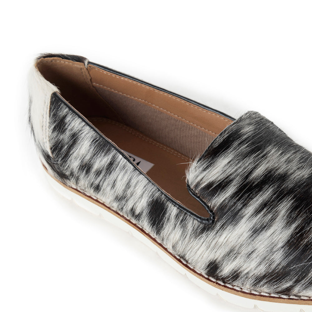 Cushy & Casual Sneakers - MyraUSA