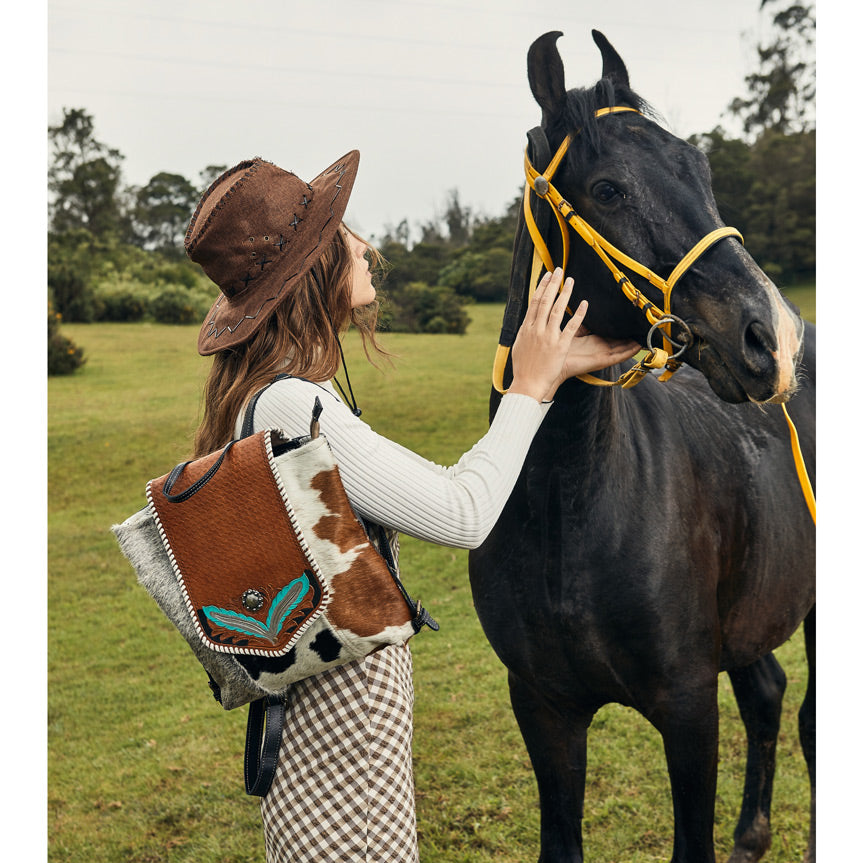 Calentivay Hand-Tooled Bag - MyraUSA