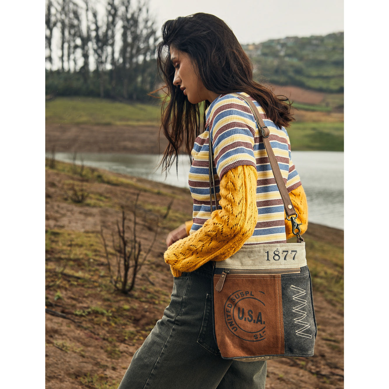 Wenge Shoulder Bag - MyraUSA