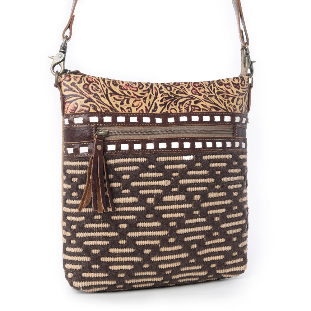 Knoll-In Small & Crossbody Bag - Myra USA