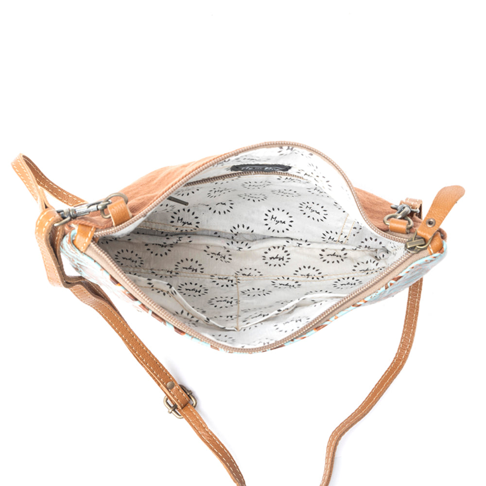 Innsaei Small & Crossbody bag - MyraUSA