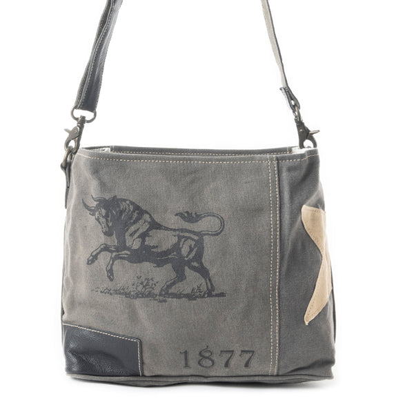 Go-To Option Shoulder Bag - MyraUSA