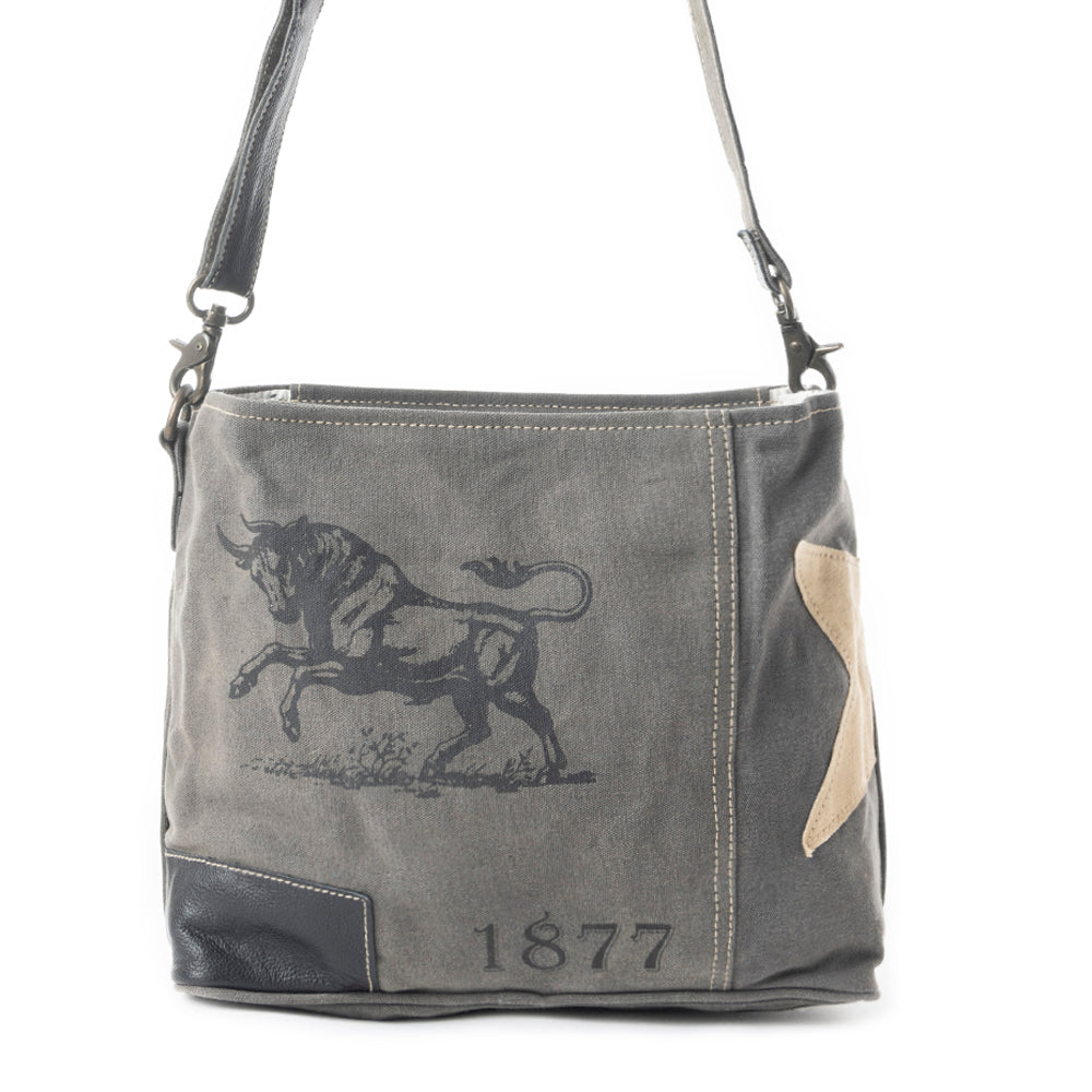 Go-To Option Shoulder Bag - MyraUSA