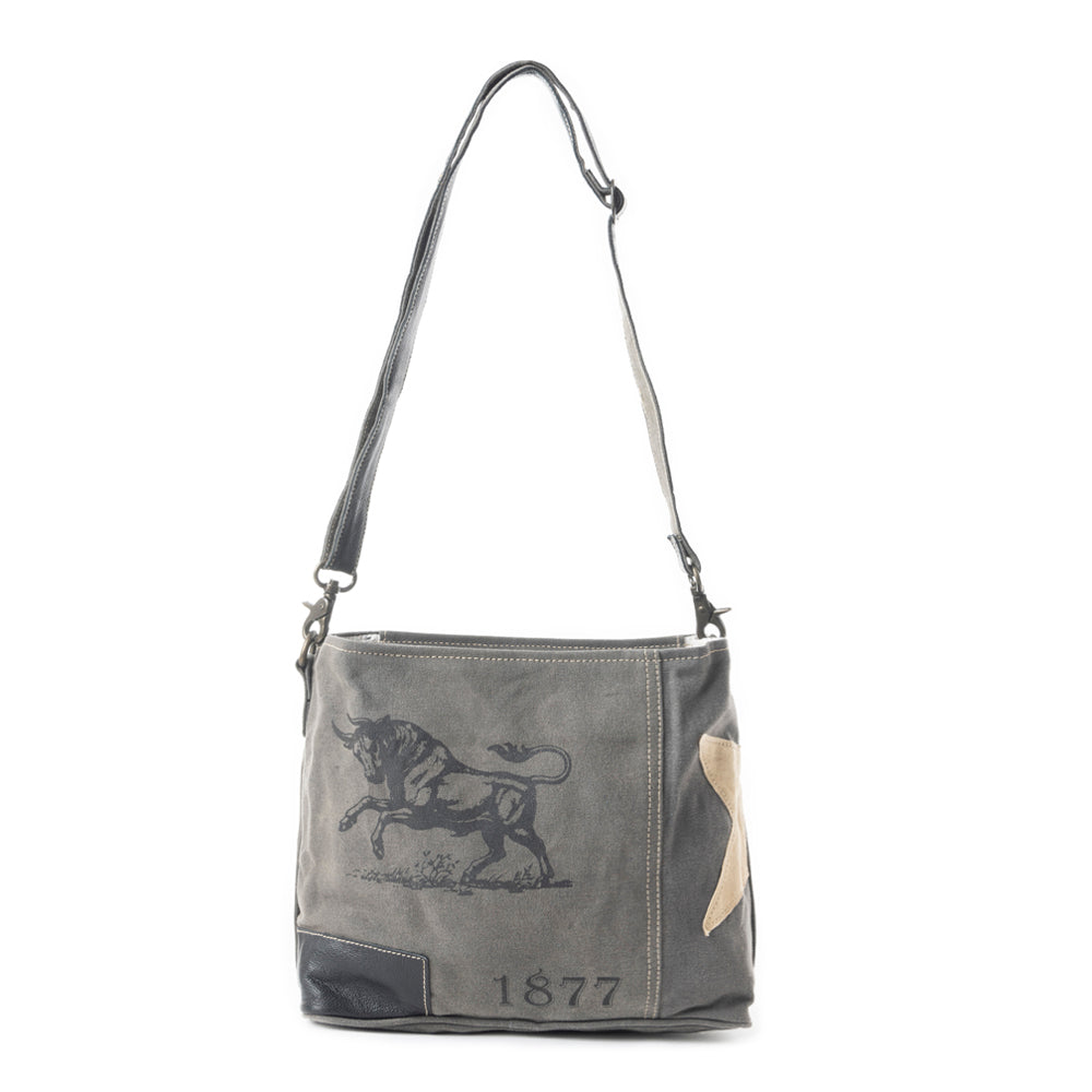 Go-To Option Shoulder Bag - MyraUSA