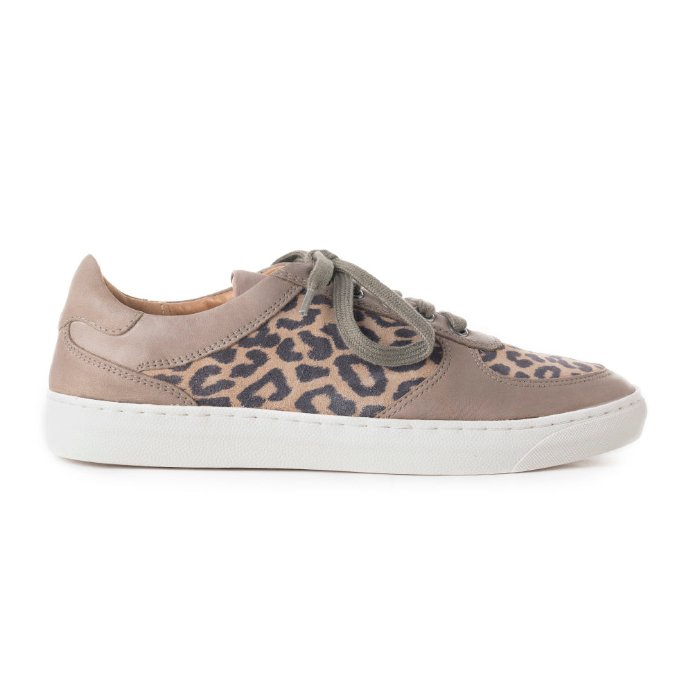 Subtle Sneakers - MyraUSA