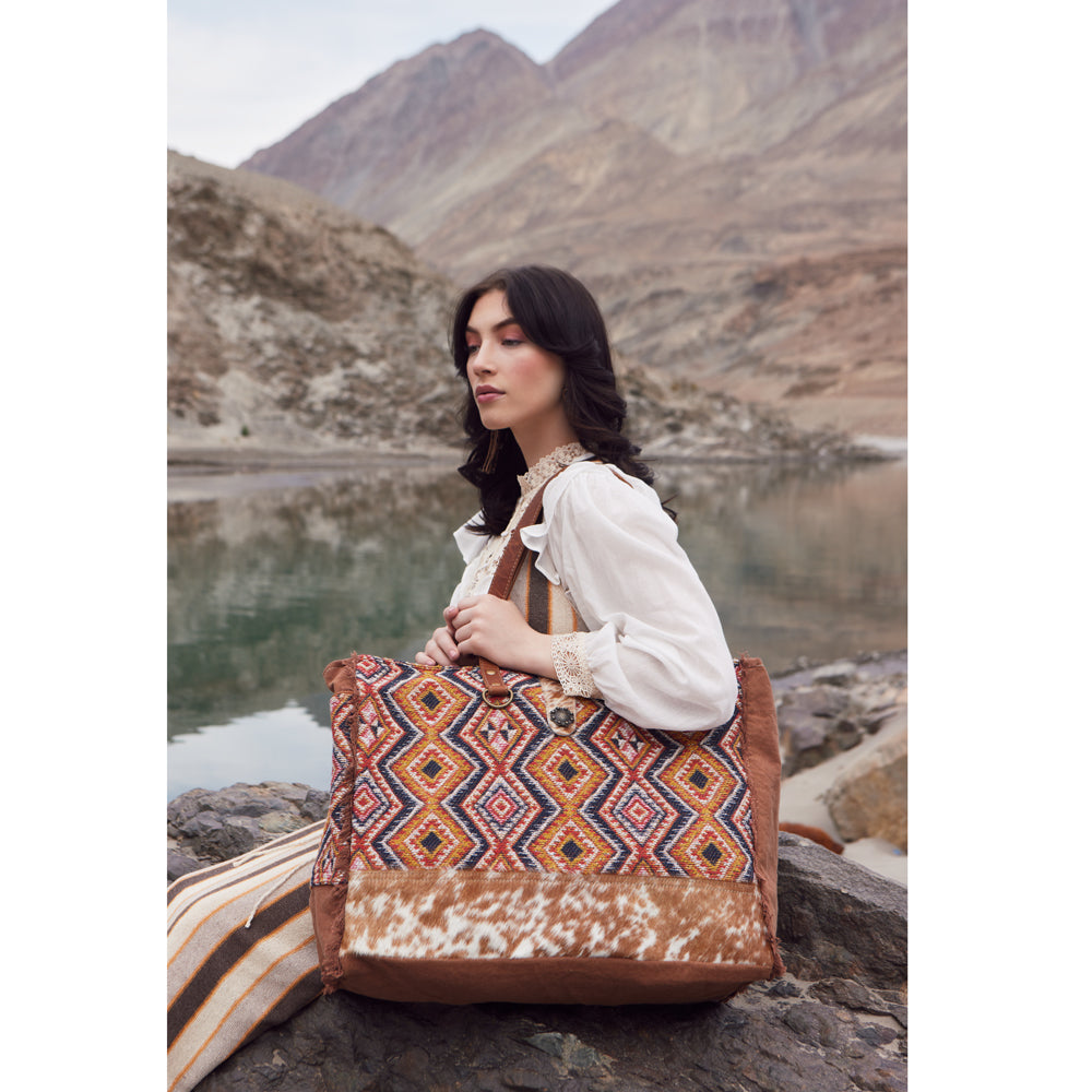 Geometric Blues Weekender Bag - MyraUSA