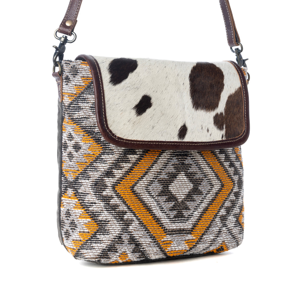 Orange Outlines Small & Crossbody Bag - Myra USA