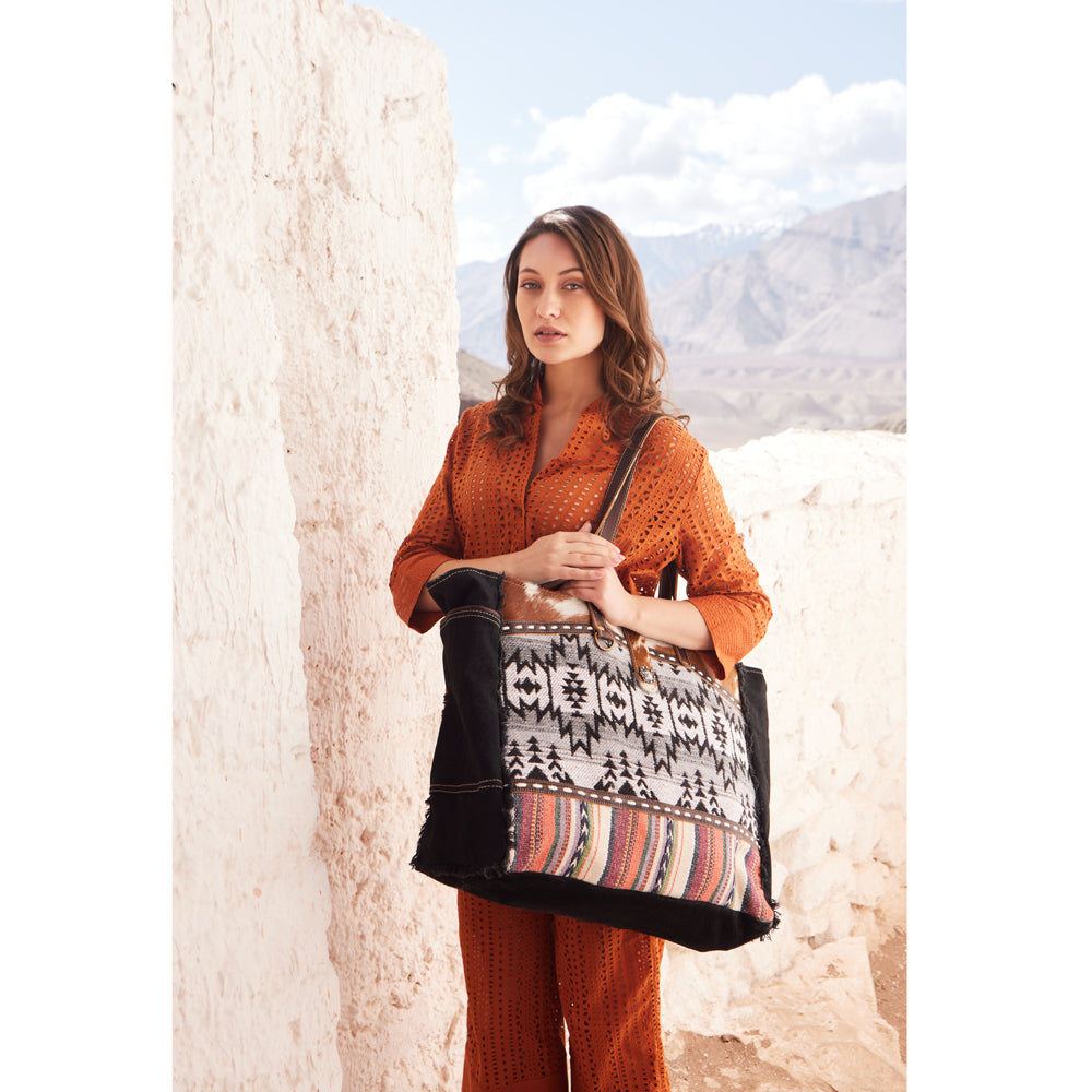 Aburnee Weekender Bag - MyraUSA