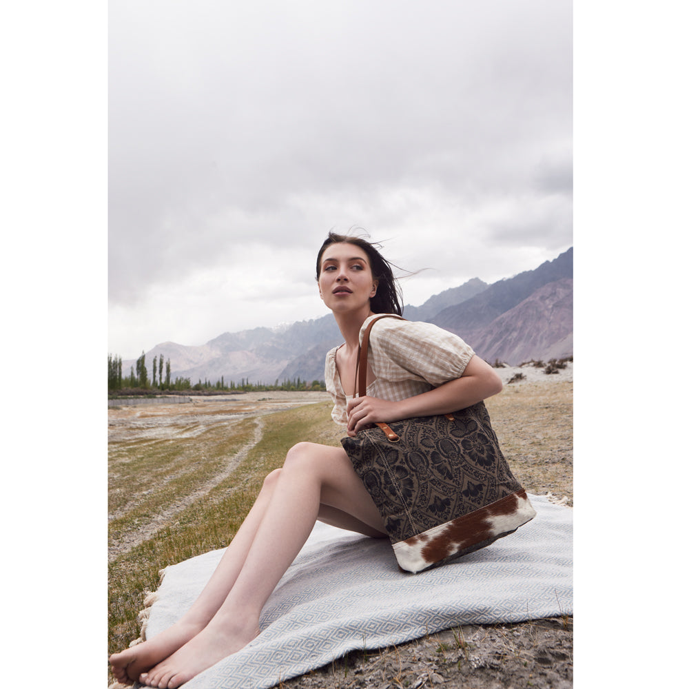 Namaste Tote Bag - MyraUSA