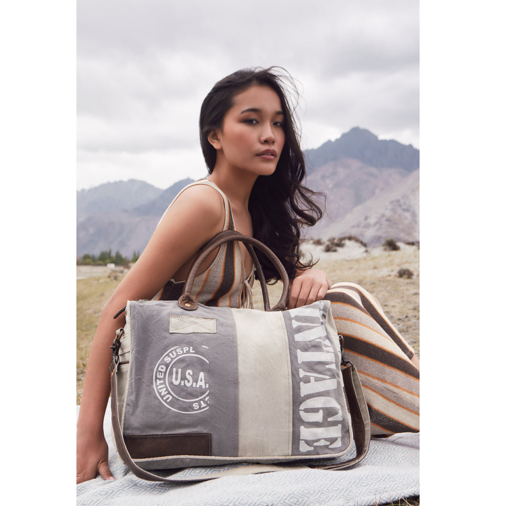 Waver Messenger Bag - Myra USA