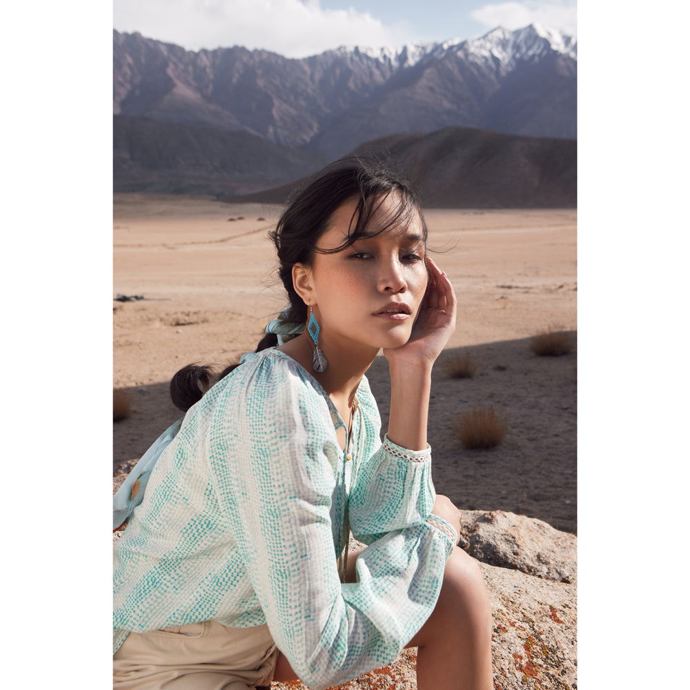 FEATHERED EARRING - Myra USA