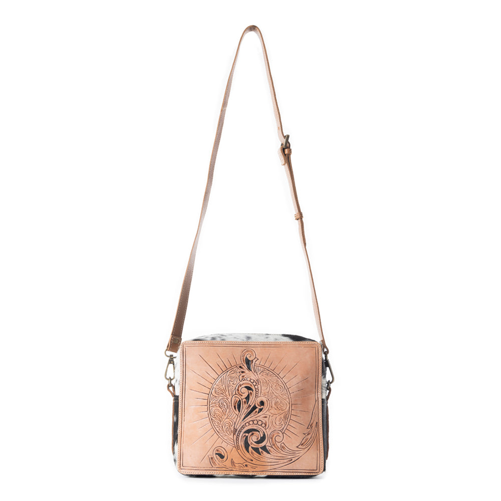 SKYLAR HAND-TOOLED BAG - MyraUSA