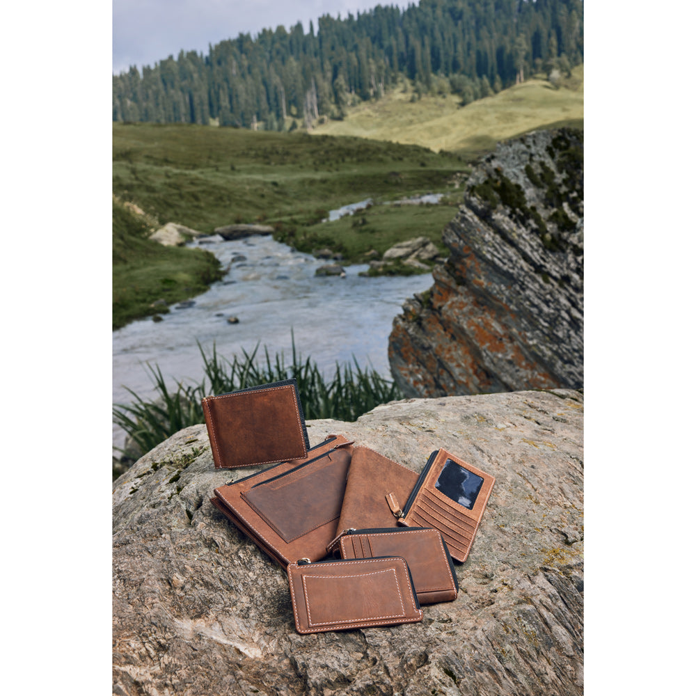 DECEMBER CREDIT CARD HOLDER - Myra USA