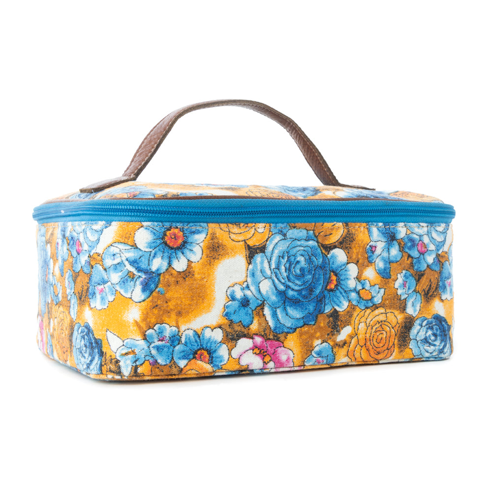 Crest Blooms Make-up Kit - Myra USA